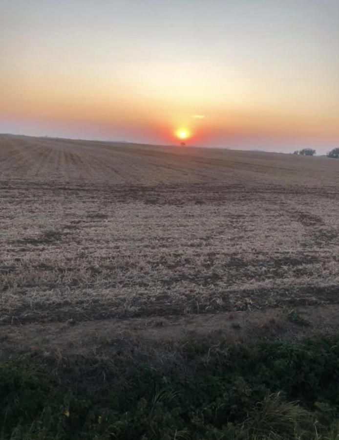 Southview Farm Villa Halsham Екстериор снимка